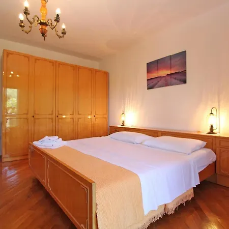 Apartment Fuer 4 Personen Ca 45 Qm In Medulin, Istrien Suedkueste Von Istrien *