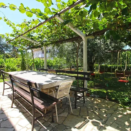 Apartment Fuer 4 Personen Ca 45 Qm In Medulin, Istrien Suedkueste Von Istrien